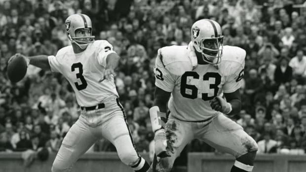 Gene Upshaw  Daryle Lamonica